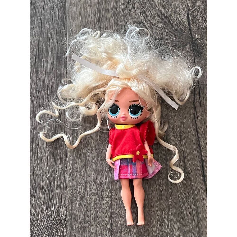 L.O.L. Surprise! O.M.G. Swag Fashion Doll.